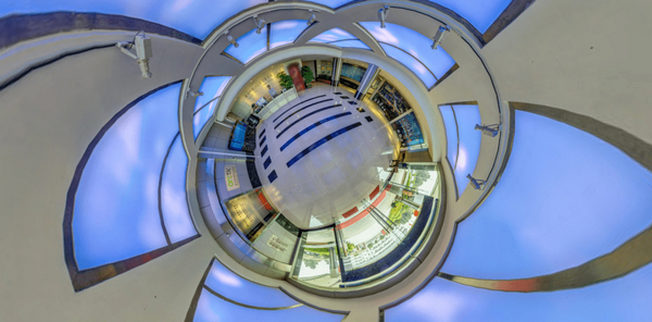 讓你體驗身臨其境的全景航拍